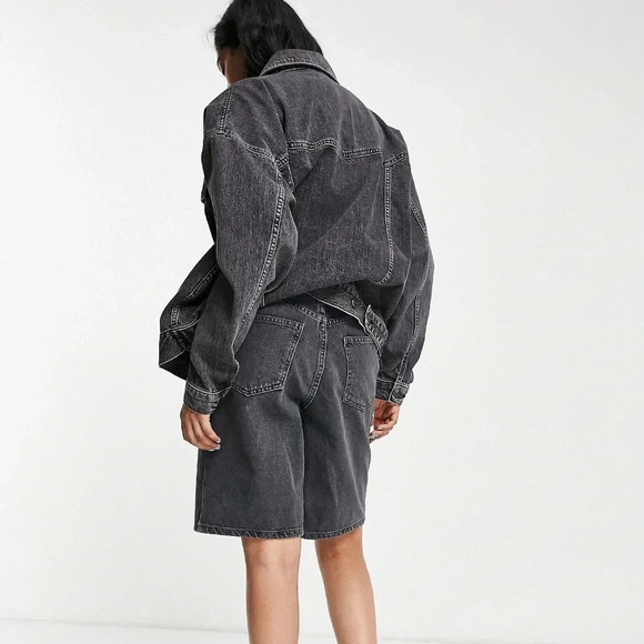 Topshop Editor Longline Denim Shorts In Washed Black - Picture 4 of 4